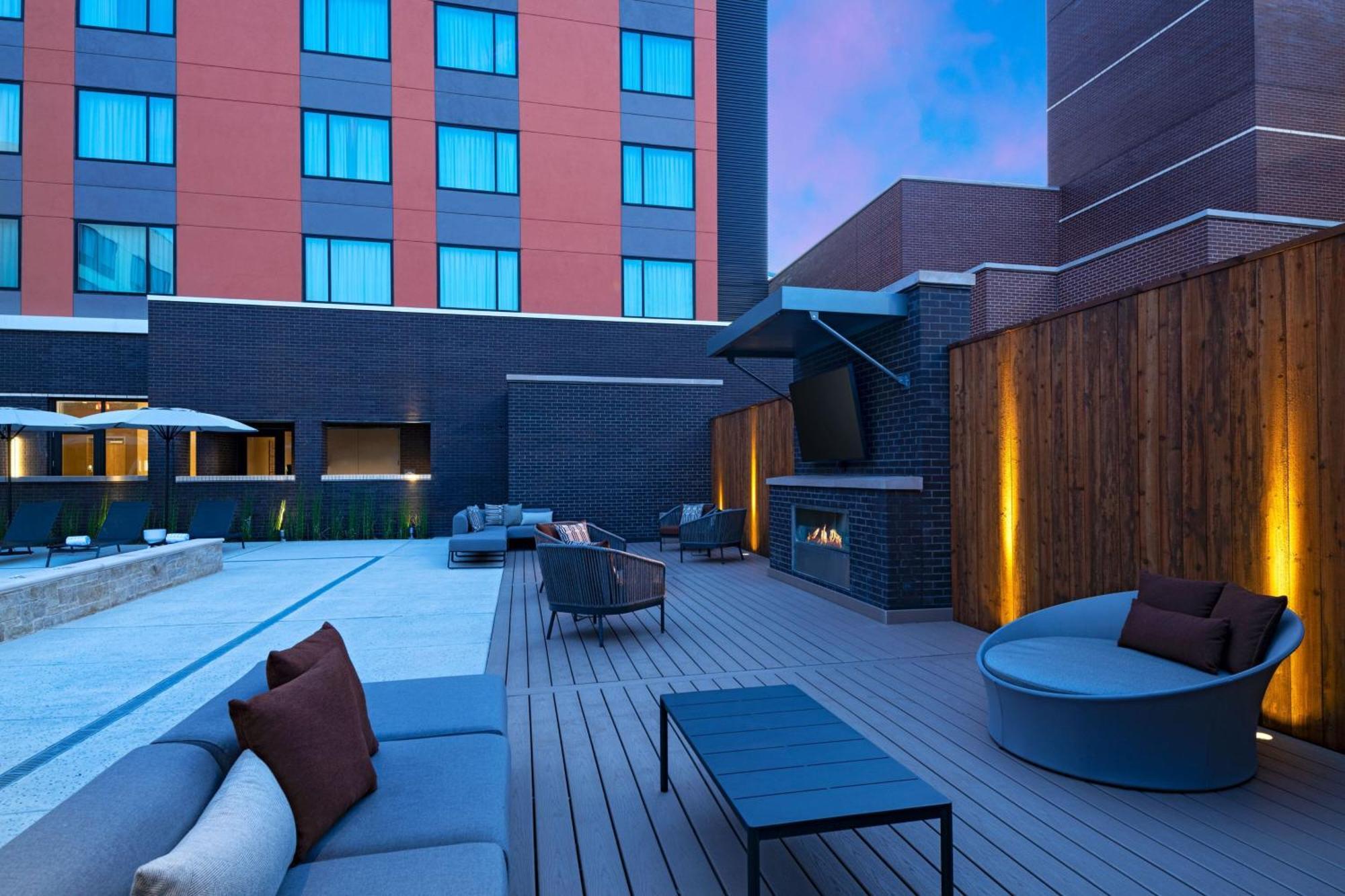 Ac Hotel By Marriott Waco Downtown Esterno foto