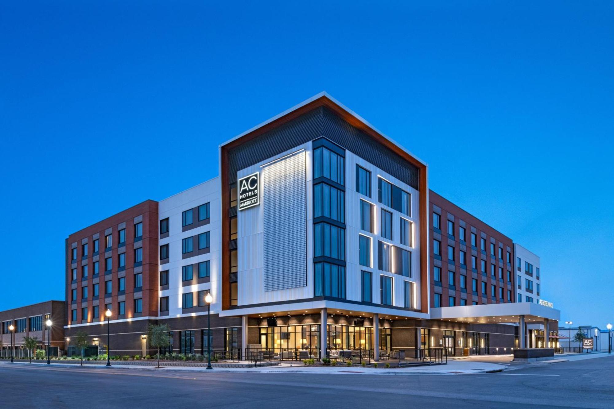Ac Hotel By Marriott Waco Downtown Esterno foto