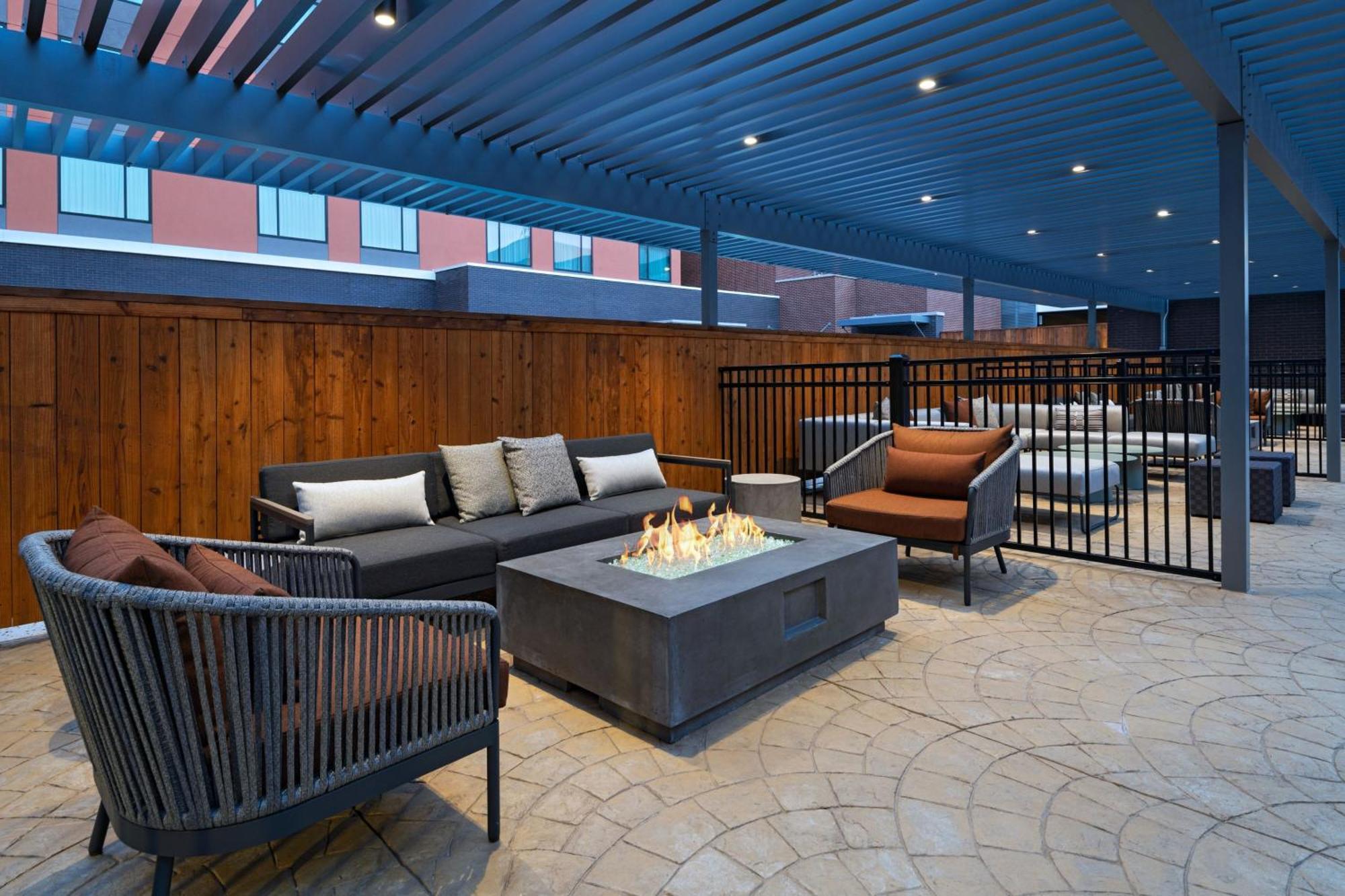 Ac Hotel By Marriott Waco Downtown Esterno foto